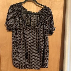 Short sleeved peasant blouse by Chelsea & Theodore
